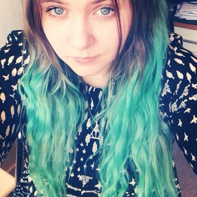 JJLily's profile picture. Obscure. Architecture. (✌)