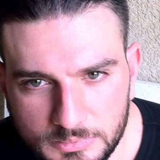 wesamNabulsi's profile picture. مدير تكنولوجيا المعلومات - ساخر - ناقد - ملامحي جدية  لكني مرح جداً - بتاع كله