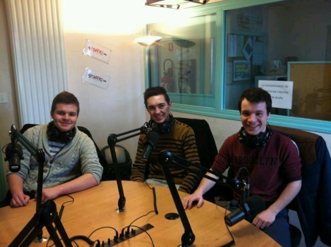 Entraid205's profile picture. Equipage d'étudiants en DUT GEA de l'association Europ'raid : 11000km en 205 du 1er au 22 août dans un but humanitaire!