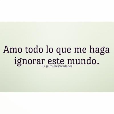 Sonreir, incluso en los momentos donde mas triste estas❤️