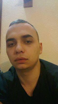 8e844090c0fc4f0's profile picture. )))))