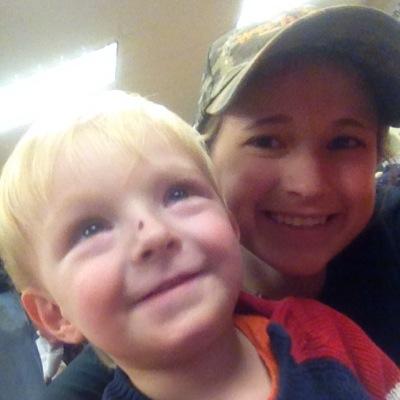 taylorbug1996's profile picture. 