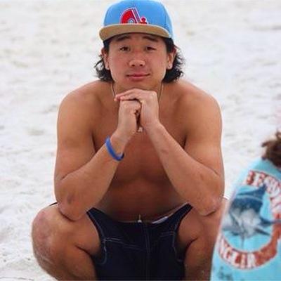 JFKurita19's profile picture. UT Hockey #19