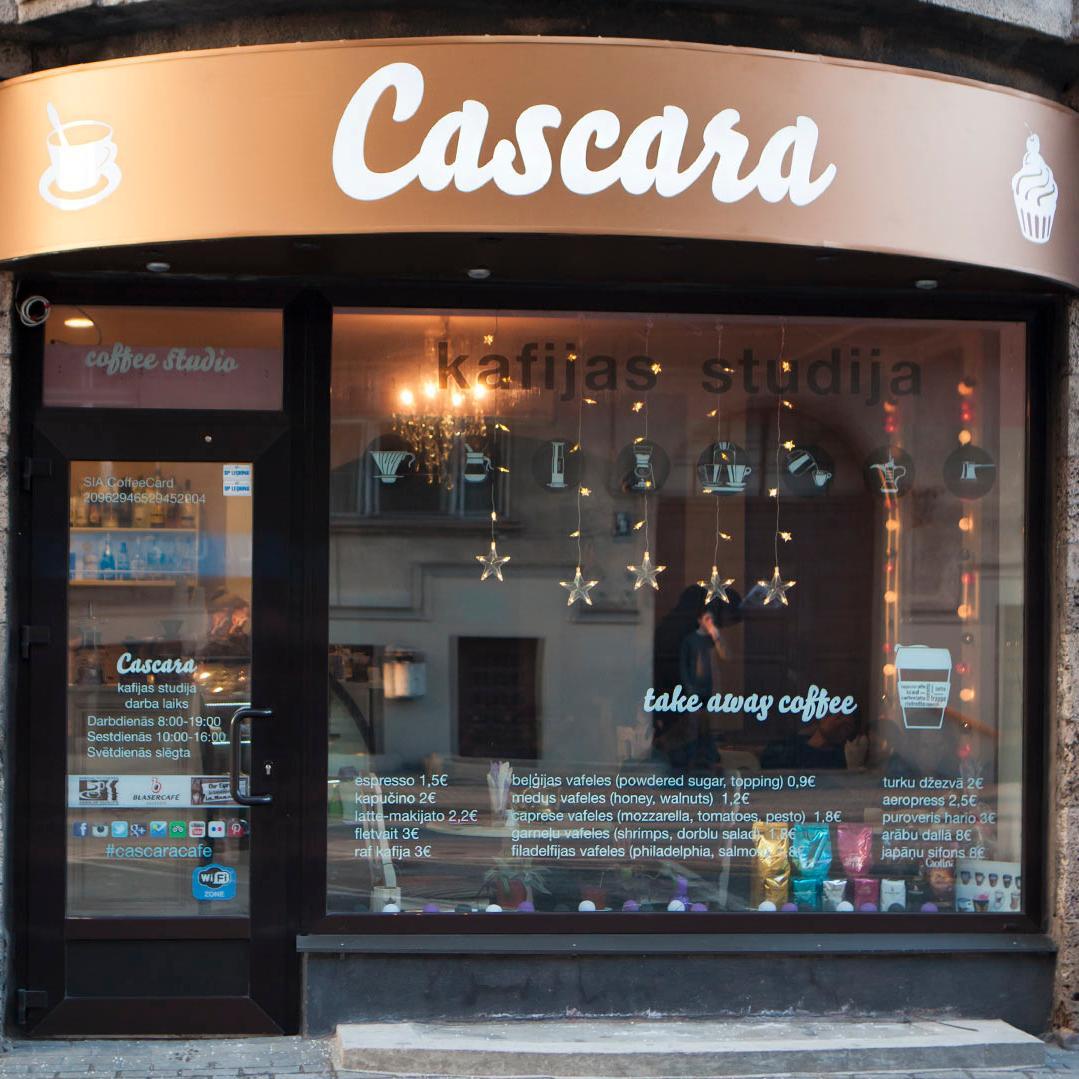 Cascara — cosy coffee studio in the center of Riga (Latvia). Espresso & cappuccino, ethnic cezve & dallah, trendy syphon & pour-over, waffles. #cascaracafe