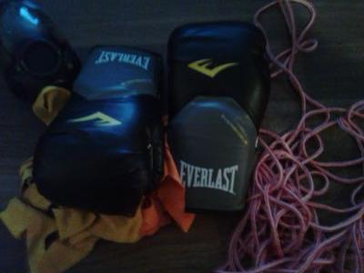 up comeing boxer heavy weight hopeing soon god take n make me one ot the best