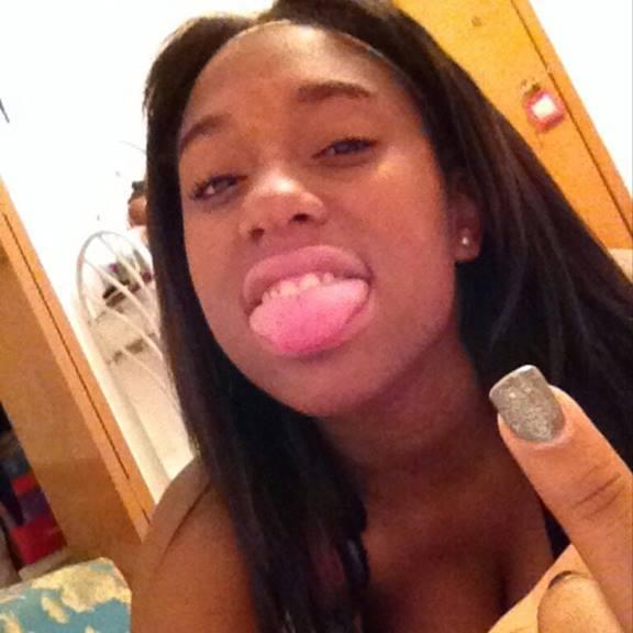 CrystalWalter1's profile picture. Cos/ Team leo♌️ Aug.12th/ Me and my girls to the end!!!!