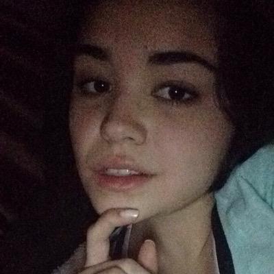 If you can make a girl laugh ,you can make her do anything~ Marilyn Monroe
MHS '17