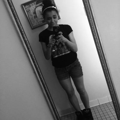 Idfwu32972Idfwu's profile picture. #team flame love all yall