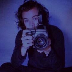 Canadian student studying the Twitter usage of DIRECTIONERS and 5SOS fans. Follow me, I follow back :) oh...btw, my sister is @mukesdirection