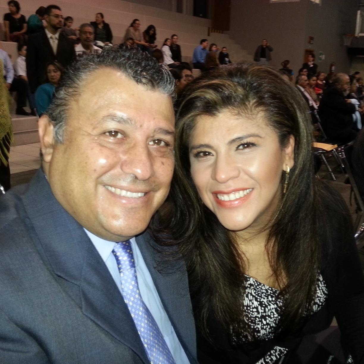 Experta Poligrafista, microempresaria y orgullosa madre.