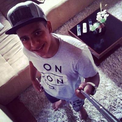 um jovem sonhador, com o sonho de ser jogador ⚽️☺️
