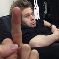 bIccdstain's profile picture. This is temporary bliss.