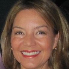 Realtormariella's profile picture. 