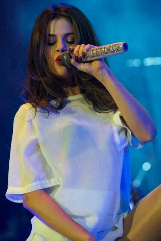 #Selenators #Lovatics #ComOrgulho #VoteSelenaGomez #KCA