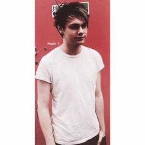 mickeymylovex's profile picture. 