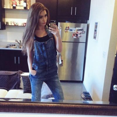 abby_martinnn's profile picture. 