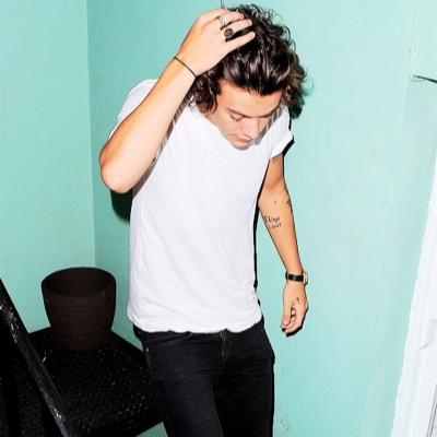 HarryStyleWCRPG's profile picture. I came blameless and sober and left broken-hearted and drunk.
