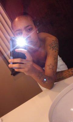 Singlelife_Tez's profile picture. Facebook: Tez Kwanae Critt👍
Insta: Critt📸
Snap: Singlelife_tez👻
Virgo😎