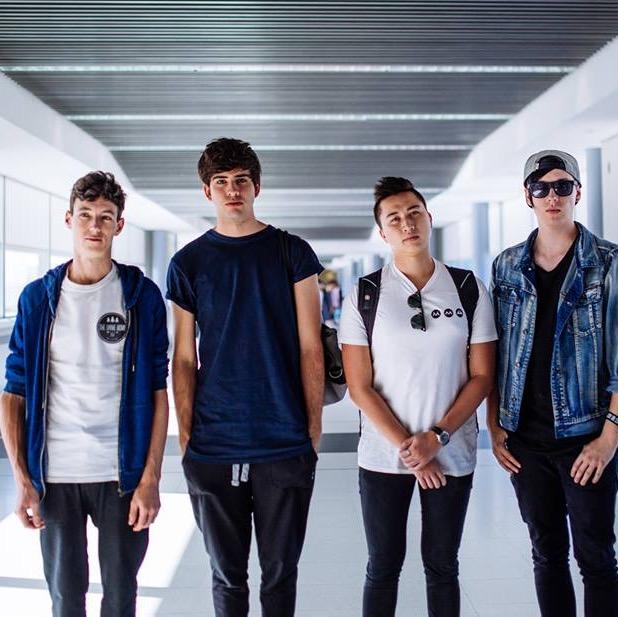 becryan1998's profile picture. aspiring to be a music photographer one day...hopefully