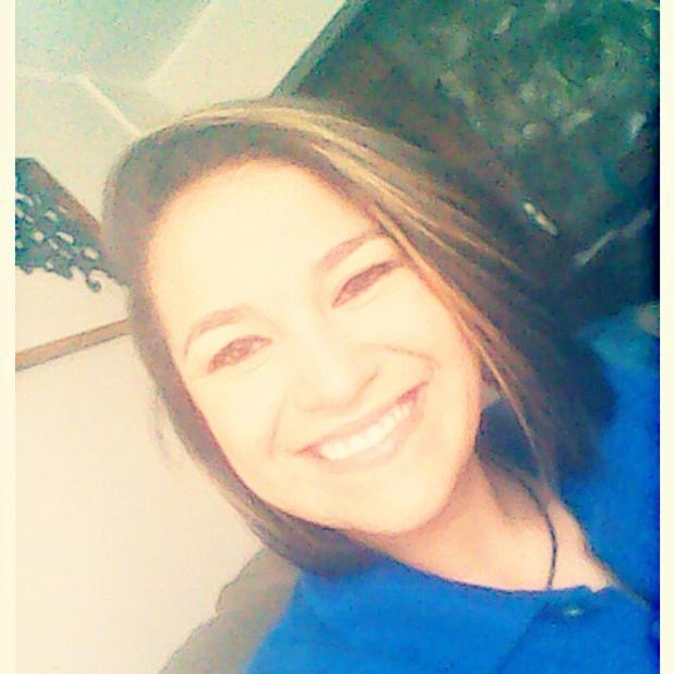 dreamsoftruths_'s profile picture. Future writer/ Seventeen years/ Eyes sensually cafes/ @edsheeran you're my boyfriend http://t.co/jcKQHzsrXc