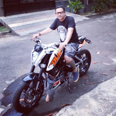 Play some rock!
life is a story and u are the main charcter. so make it the greatest story ever. | NET Talent Management