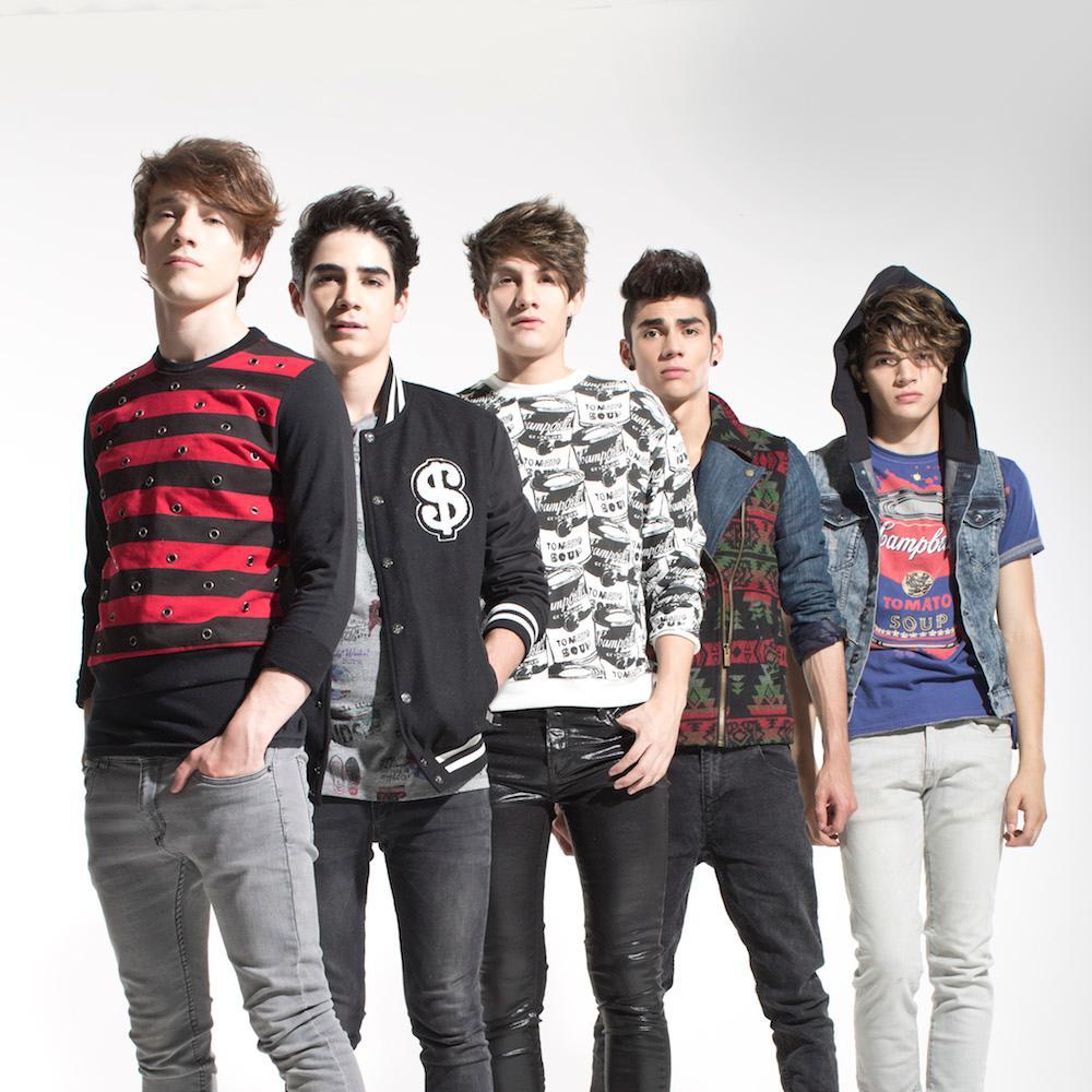 Somos 5 locas enamoradas de 5 locos enamorados de la musica @somosCD9 @JosftMe @amairanisg @Michell55788941 @AbigailVillalp @Yoly_Luzardo21