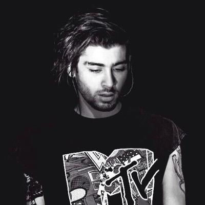 follow @floralxjauregui & @shimmeringnjh & @worthittcamila! ask for a follow back! tag niall and lauren in tweets in bio!