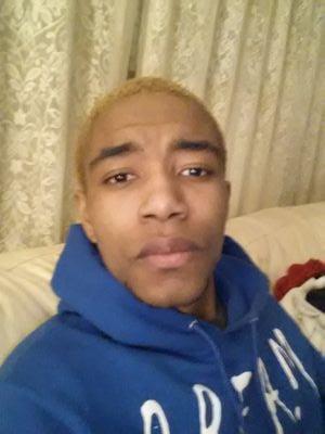 zaymurray23's profile picture. 