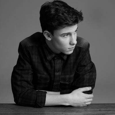 congrats on your shawn follow beautiful! you deserve it❤️ -@jaureguiswords