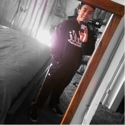 (What's Up beautiful people my name is luis and im like the most sweetest guy you could have as a friend ^.^)