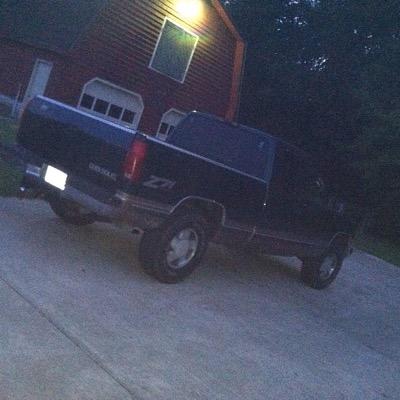 im a country boy who likes to hunt fish and go muddin