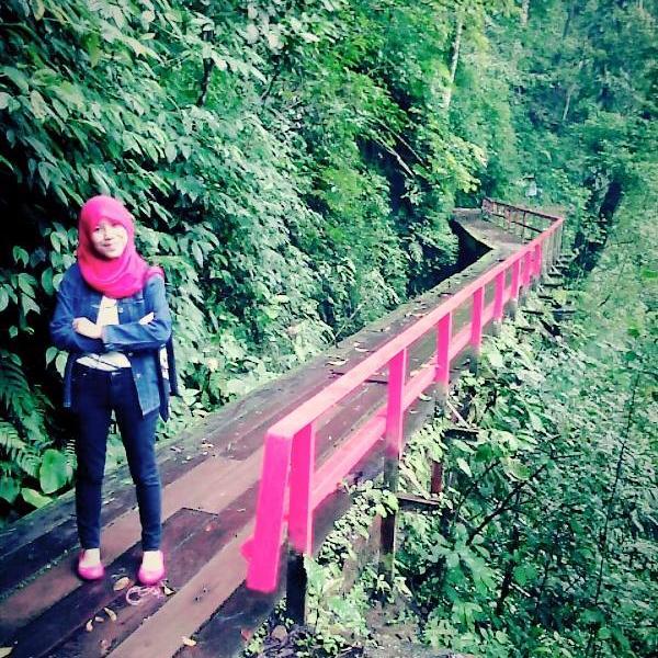 Iddha afri yuliana | smk informatika nu ungaran |