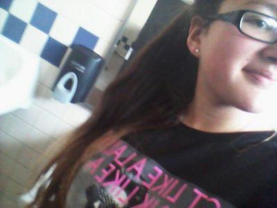 fpedroza31's profile picture. love kalin and myles aslo hot cheetos and netflix and Twitter