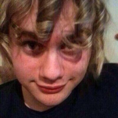 yo dudes and dudettes ur boy michael(angelo) (that was so lame) will follow u soon cheer up he loves u so much