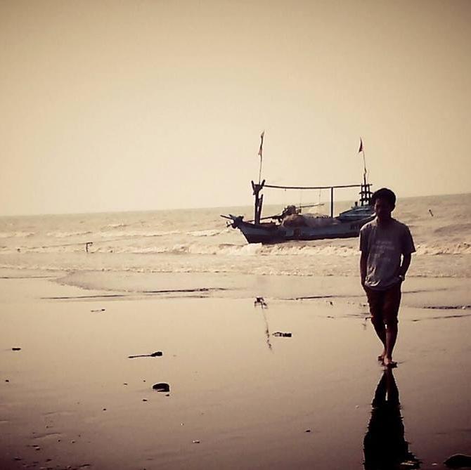 rifkiburay's profile picture. 