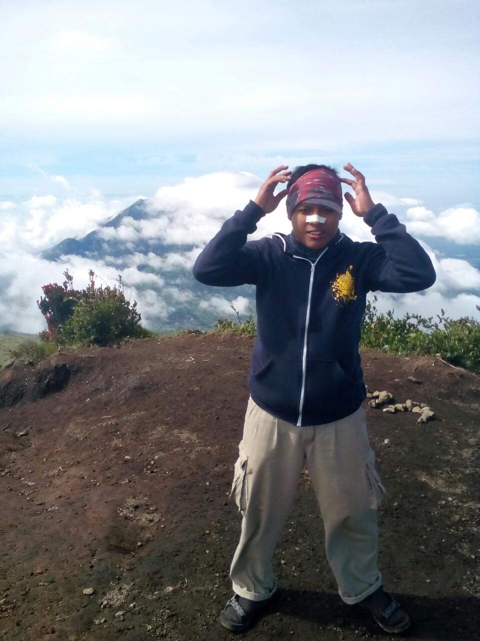 seorang muslim petualang ^^
