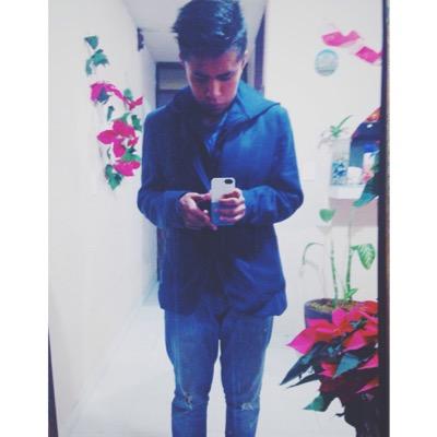 Soy de esas personas que su alter-ego llega a controlarlos por completo... Skateboarder, Photography, Fixed Gear Life.