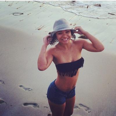 vivers_04's profile picture. 