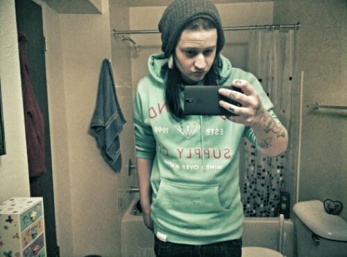 ayrrnoms's profile picture. 