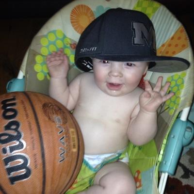 hello everyone, i am a proud father, boyfriend. and ole miss rebels sports fan! hotty toddy!