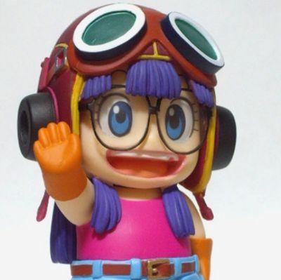 ポインセチアはピーナッツではない。しらぬまにシルクハットにしろいはと