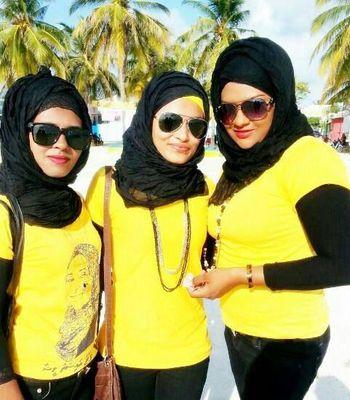 MaheekaAshan's profile picture. Don't listen to haters, they're jealous, love yourself no matter what your happiness is. . .!!!