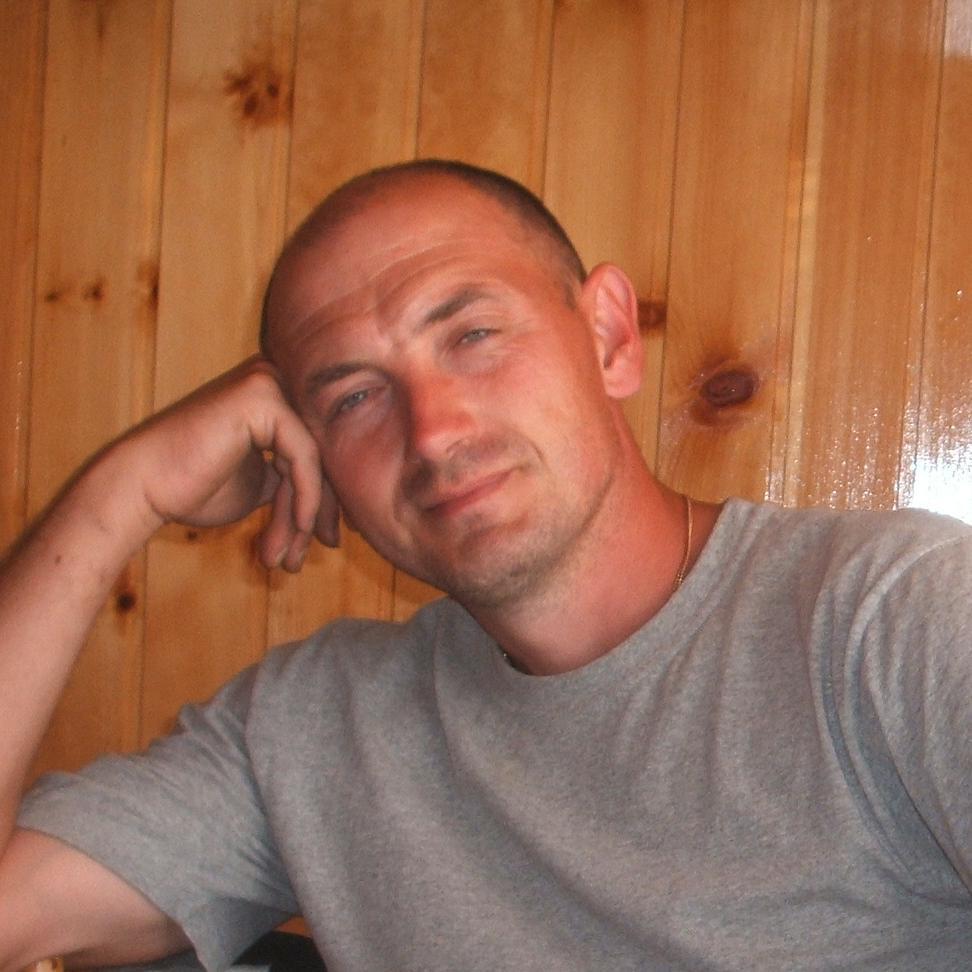 Russian. Made in the USSR. Child of the three countries - Russia, Ukraine and Kazakhstan. Father. At work - lawyer, logistician, an expert on customs.