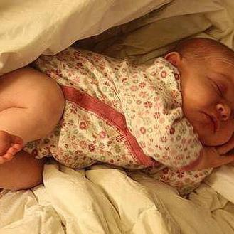 nade_zd's profile picture. 