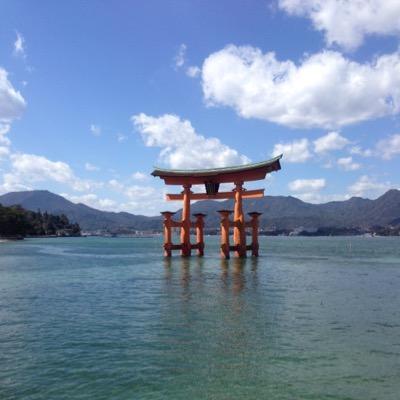 私は健全です。勉強垢でーす。ふざける時もあるけど基本まじめでぇーす！シクヨロ〜