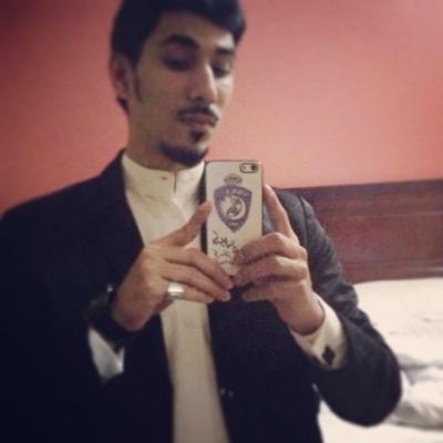 ياللي دخلت الخفوق وصرت محتلّه ماحآم في ضلوع خفّاقي سوى طيرگ تحرم على غـيري ضلوعگ وأنا والله يحرم على خافقي مايدخله غـيرگ♡!!الشرقيه♡pin:73d96c75