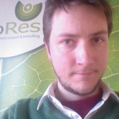 bio-ingénieur, facilitateur
passionné d'intelligences coopératives (IC), de dynamiques participatives et surtout de gestion par consentement (GPC).