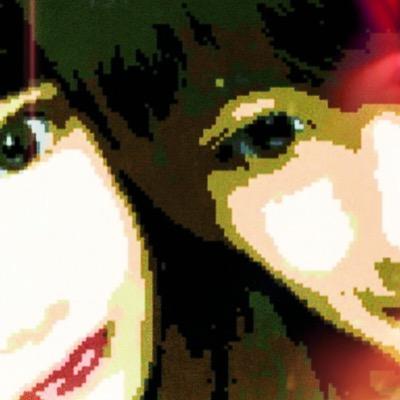 現役高校生カップルです✨2人で想ったことをみんなにシェアしちゃいまーす【2015年】大学生になりました。別れたのにお互いの共有アカウントということで未だに使っています...【2017年】