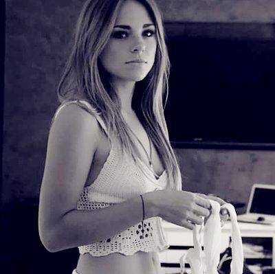 Sara Rose Ange #SS8 (compte source) ✨ #TEAMSARA #SaraFamily ♡ Followée par @SaraAngeOff, @CloeOuadi & @MlnCassandra