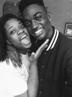 rajeanloves's profile picture. 